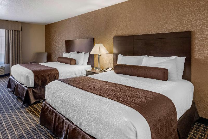 キングサイズベッドのスタンダードルーム, Quality Inn Manning I95