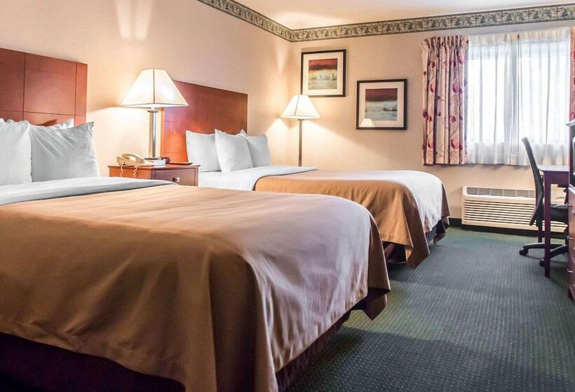 스탠다드 룸 더블 침대 2개, Quality Inn New Columbia Lewisburg