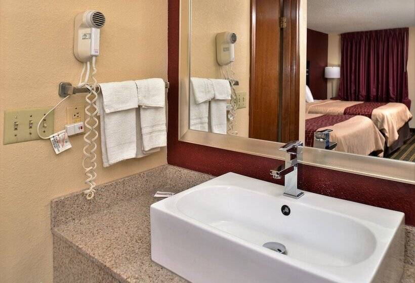 غرفة سوبيريور, Red Roof Inn Cartersville Emerson Lakepoint North