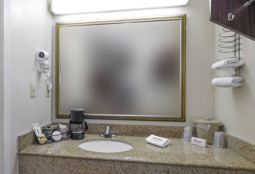 غرفة ديلوكس, Red Roof Inn Edgewood