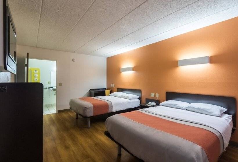 Номер Стандарт 2 Двуспальные Кровати, Motel 6crawfordsville, In