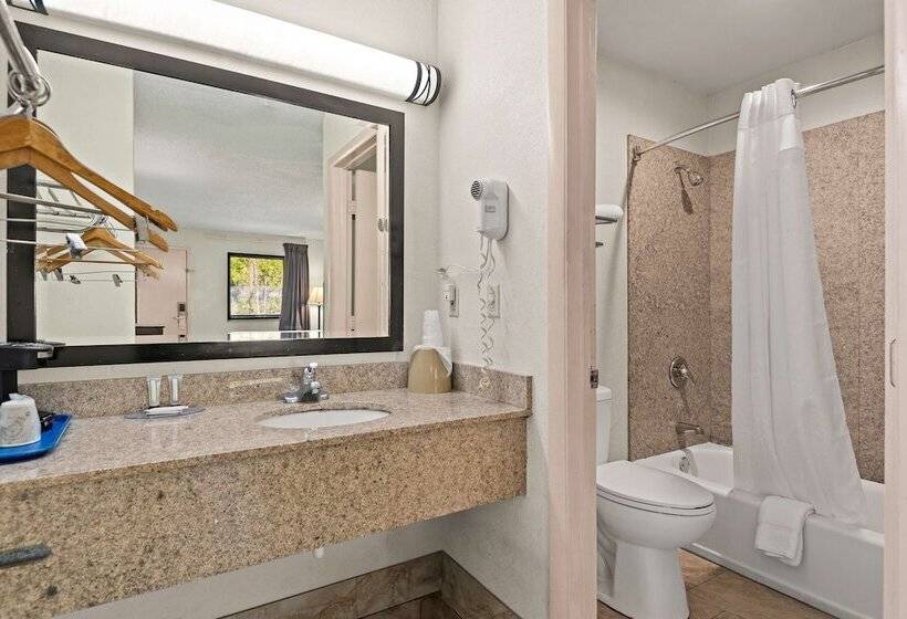 스탠다드 룸 더블 침대 2개, Americas Best Value Inn Laurel