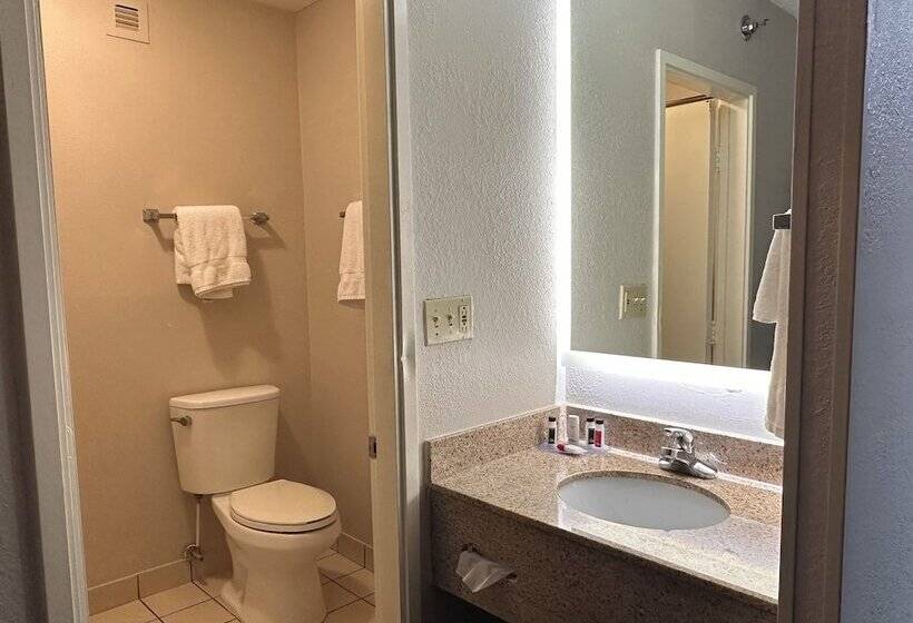 스탠다드 룸 더블 침대 2개, Baymont By Wyndham Dayton North