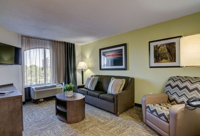 스위트, Candlewood Suites Richmond West Broad, An Ihg
