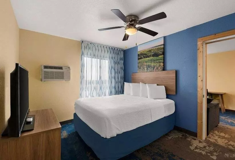 スイート, Days Inn By Wyndham Newton