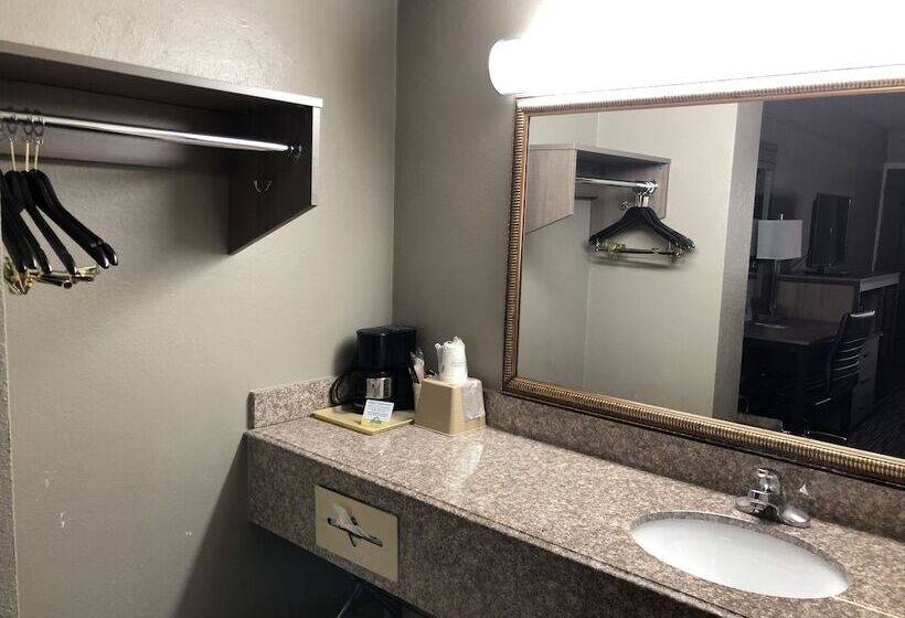 اتاق استاندارد با 2 تخت دوبل, Days Inn By Wyndham N.w. Medical Center