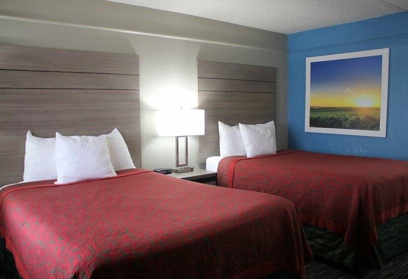 Номер Стандарт 2 Двуспальные Кровати, Days Inn By Wyndham N.w. Medical Center