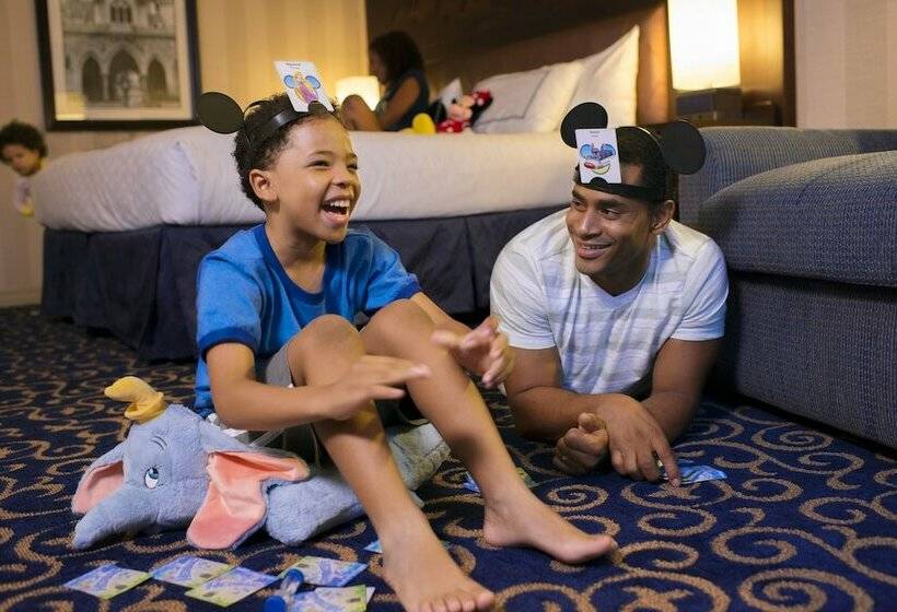 Номер Премиум, Disneyland