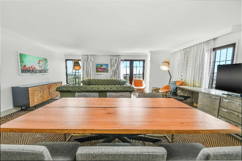 Люкс Кровать Кинг, Doubletree By Hilton Austin