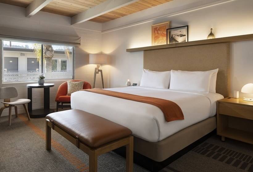 디럭스 인테리어 룸, Dr Wilkinsons Backyard Resort And Mineral Springs A Member Of Design Hotels