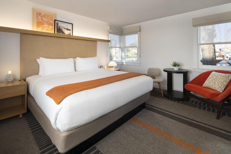 디럭스 룸, Dr Wilkinsons Backyard Resort And Mineral Springs A Member Of Design Hotels