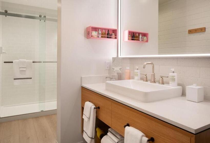 디럭스 룸, Dr Wilkinsons Backyard Resort And Mineral Springs A Member Of Design Hotels