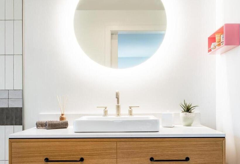스탠다드 룸 킹사이즈 침대, Dr Wilkinsons Backyard Resort And Mineral Springs A Member Of Design Hotels