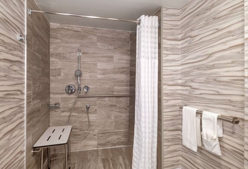 Люкс Адаптированный для Инвалидов, Embassy Suites By Hilton Baltimore Hunt Valley