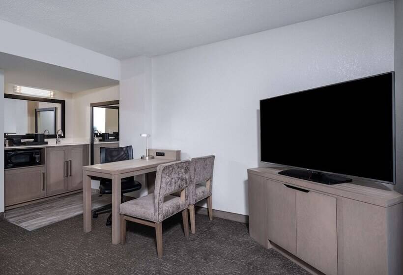 جناح لذوى الاحتياجات الخاصة, Embassy Suites By Hilton Baltimore Hunt Valley