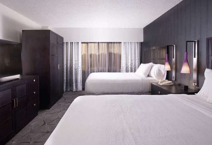 סוויטת פרמיום, Embassy Suites By Hilton Raleigh Crabtree