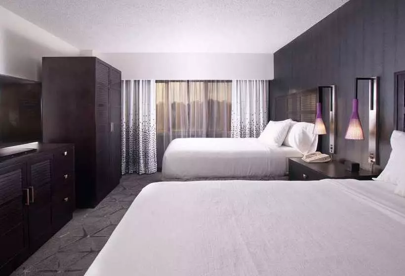 プレミアムスイート, Embassy Suites By Hilton Raleigh Crabtree