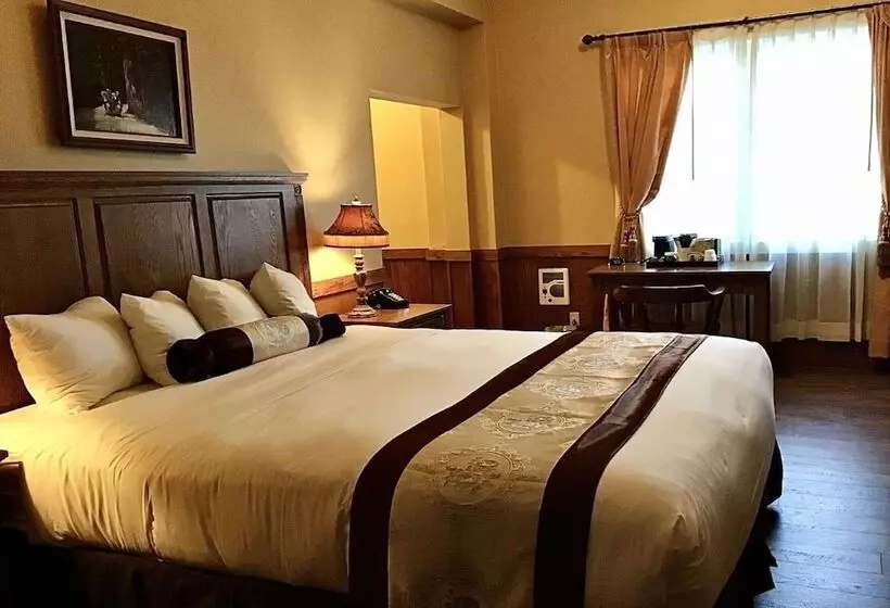 اتاق دلوکس مخصوص معلولین, Eureka Inn, Trademark Collection By Wyndham