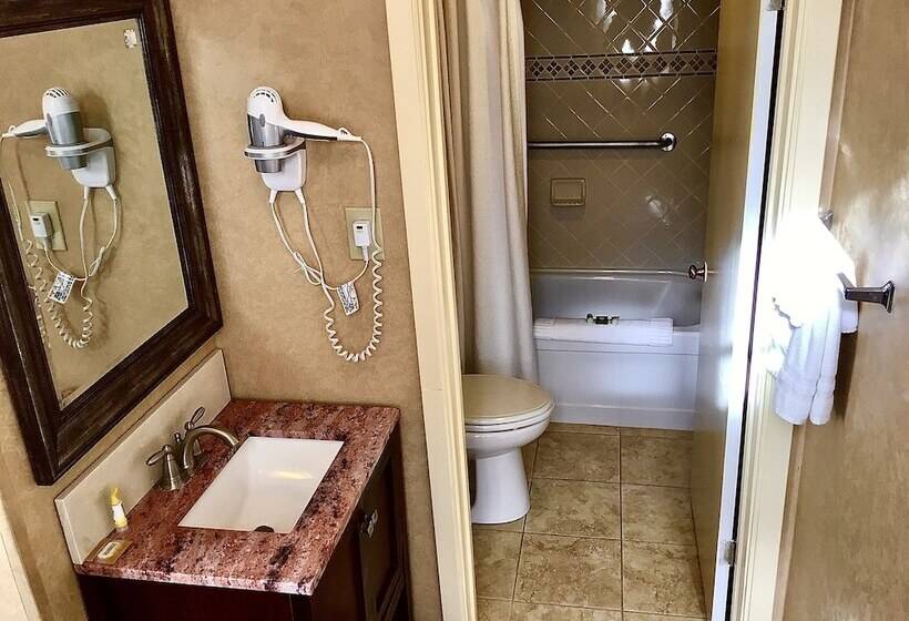 غرفة ديلوكس, Eureka Inn, Trademark Collection By Wyndham