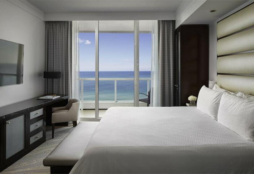 海景套房, Fontainebleau Miami Beach