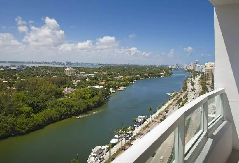 سوییت, Fontainebleau Miami Beach