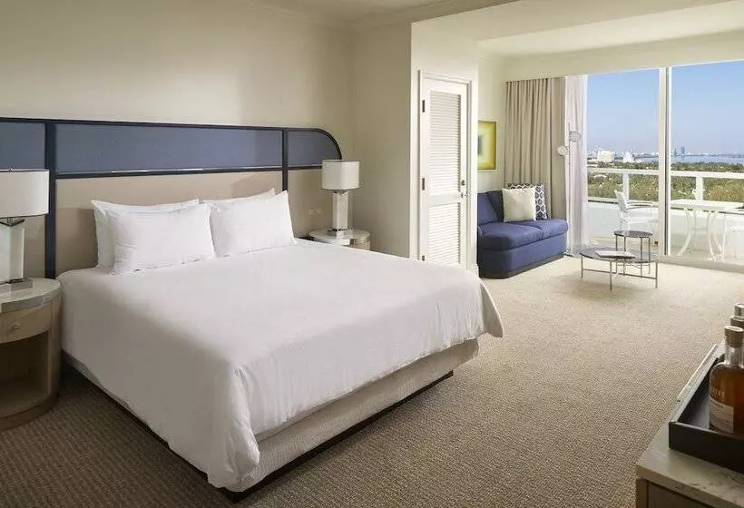 سوییت, Fontainebleau Miami Beach