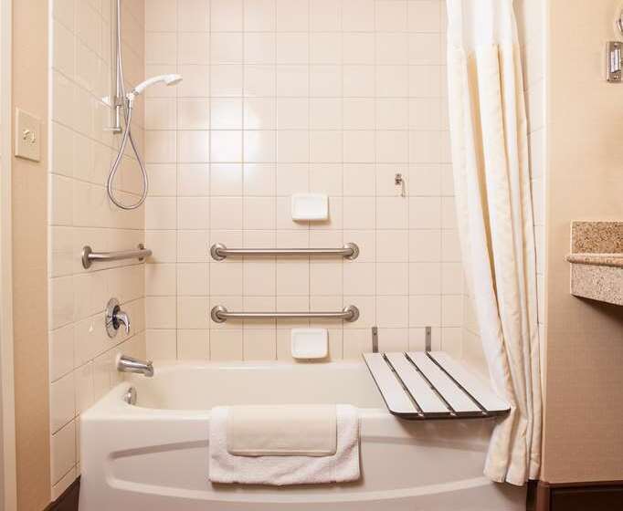 اتاق استاندارد, Hilton Fort Wayne At The Grand Wayne Convention Center