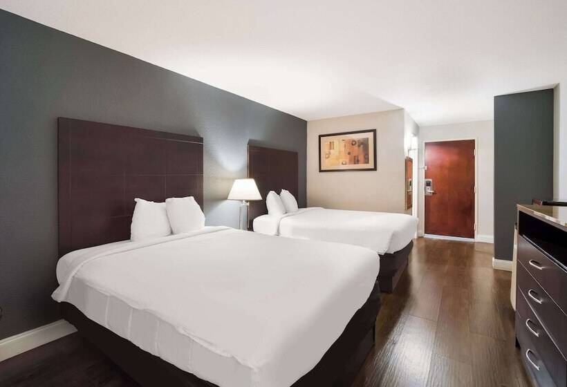 带2个双人床的标准工作室, Wingate By Wyndham Columbia/fort Jackson