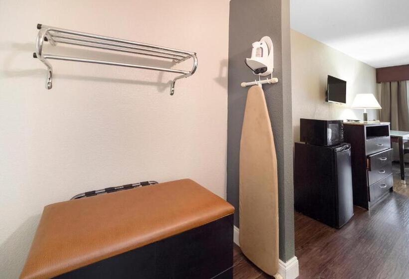 带2个双人床的标准工作室, Wingate By Wyndham Columbia/fort Jackson