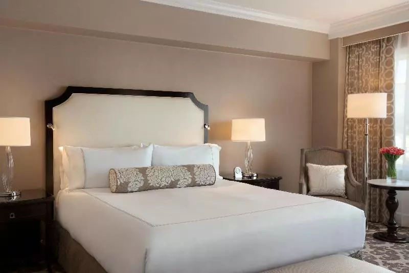 キングサイズベッドのスタンダードルーム, Fairmont San Francisco