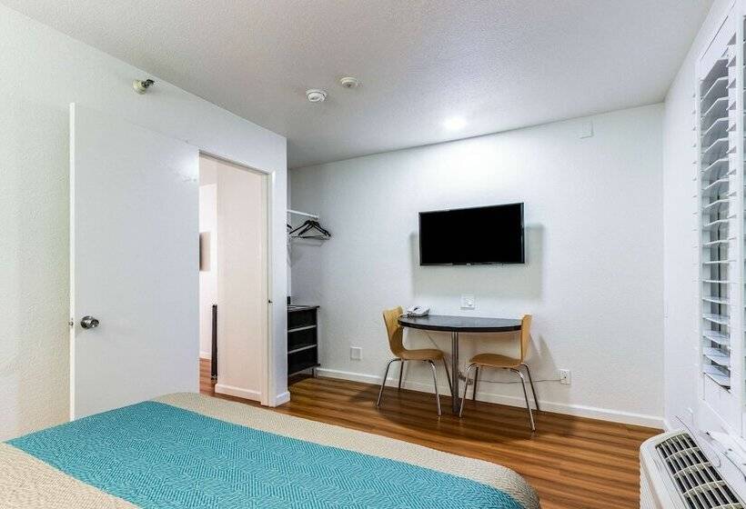 Люкс, Motel 6 Fountain Valley, Ca   Huntington Beach Area
