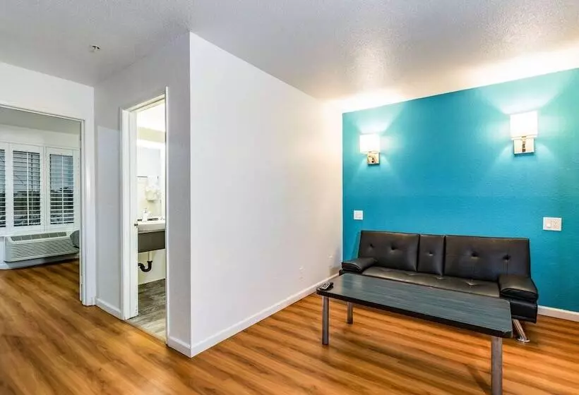 سوییت, Motel 6 Fountain Valley, Ca Huntington Beach Area