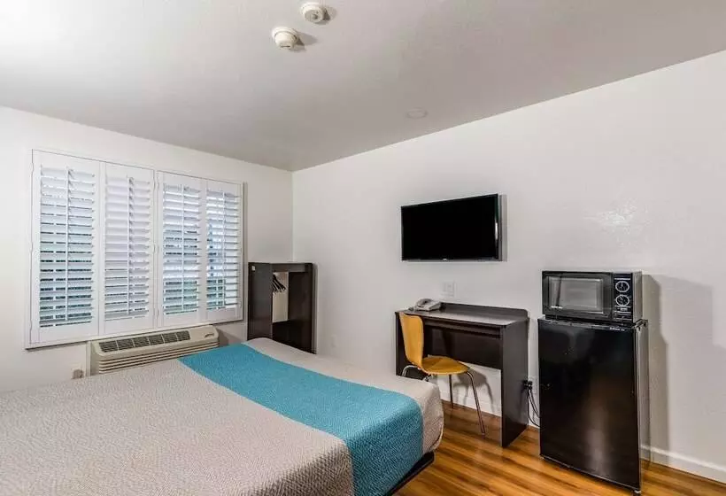 اتاق لوکس, Motel 6 Fountain Valley, Ca Huntington Beach Area