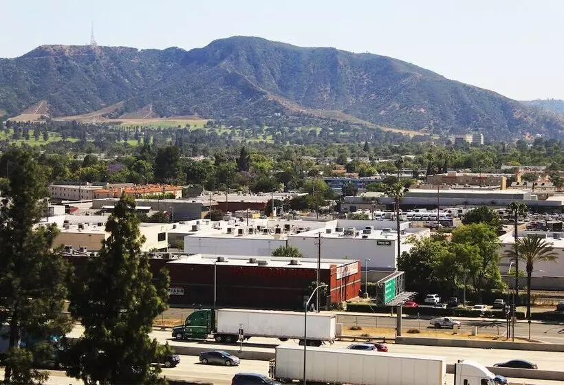スイート, Burbank