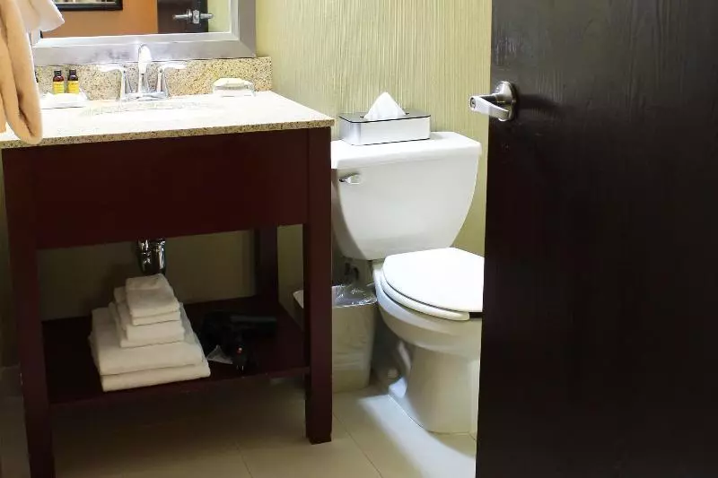 اتاق استاندارد برای معلولان, Burbank