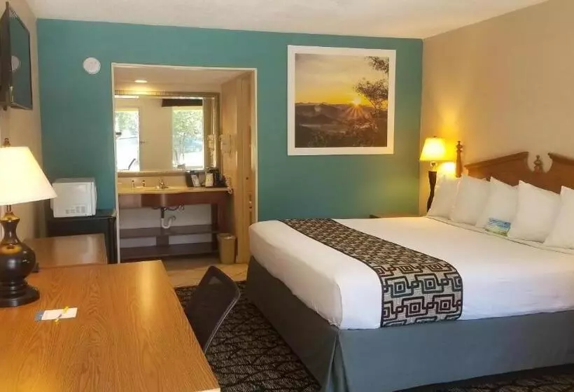 キングサイズベッドのスタンダードルーム, Days Inn By Wyndham Attalla