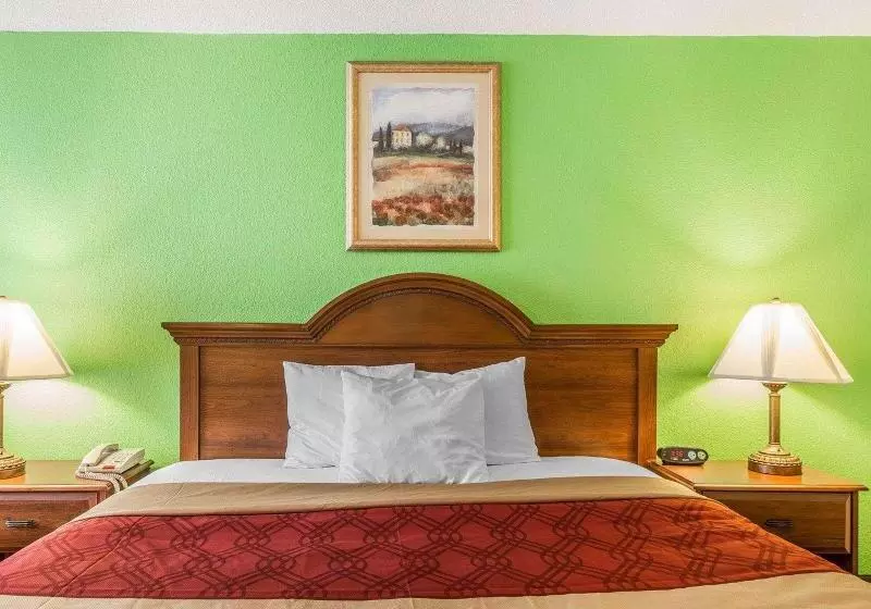 キングサイズベッドのスタンダードルーム, Econo Lodge