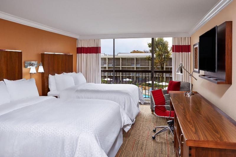 キングサイズベッドのスタンダードルーム, Four Points By Sheraton Little Rock Midtown