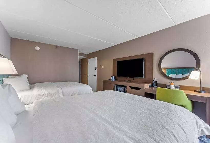 ２ダブルベッドのスタンダードルーム, Hampton Inn Cleveland Westlake