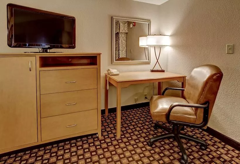 身障者適用キングサイズベッドルーム, Hampton Inn Nashville/brentwoodi65s