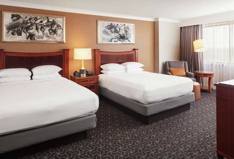 غرفة تنفيذية, Hilton Short Hills