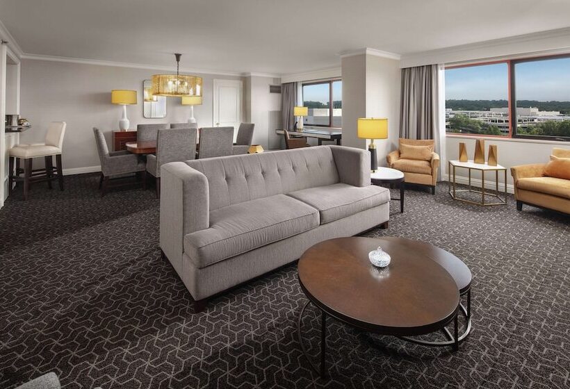 Номер Executive, Hilton Short Hills