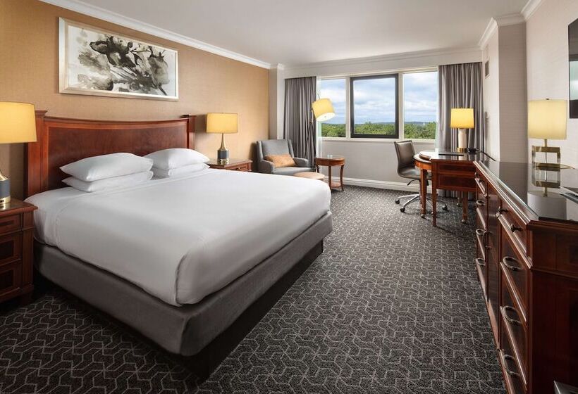 Номер Executive, Hilton Short Hills