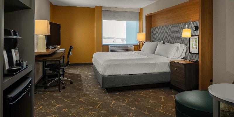 חדר אקזקיוטיב חדר קינג, Holiday Inn Boston   Dedham Hotel & Conference Center By Ihg