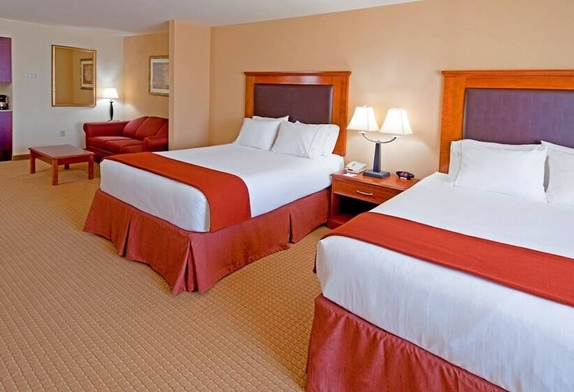 סוויטה, Holiday Inn Express & Suites Albany Airport Area   Latham, An Ihg