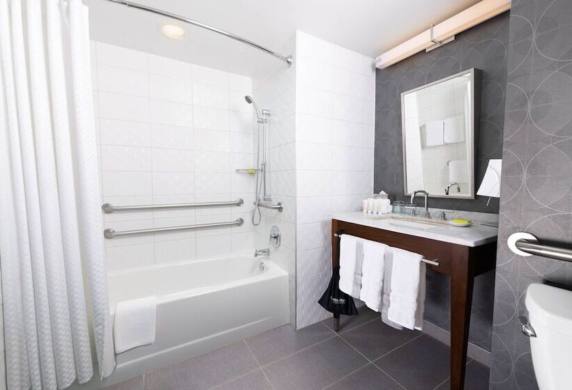 סוויטה, Le Méridien Atlanta Perimeter