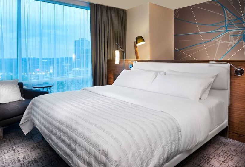 סוויטה, Le Méridien Atlanta Perimeter