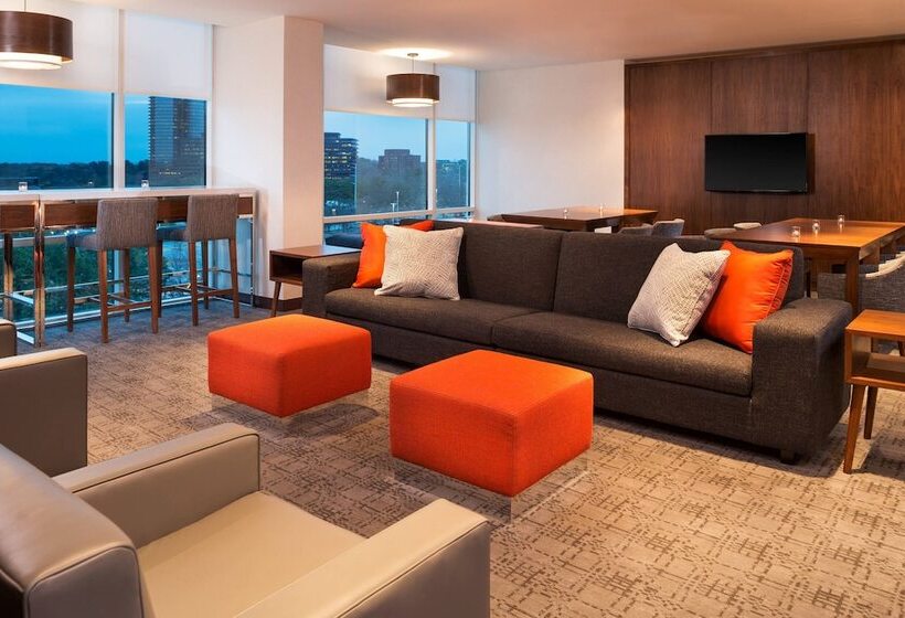 סוויטה, Le Méridien Atlanta Perimeter