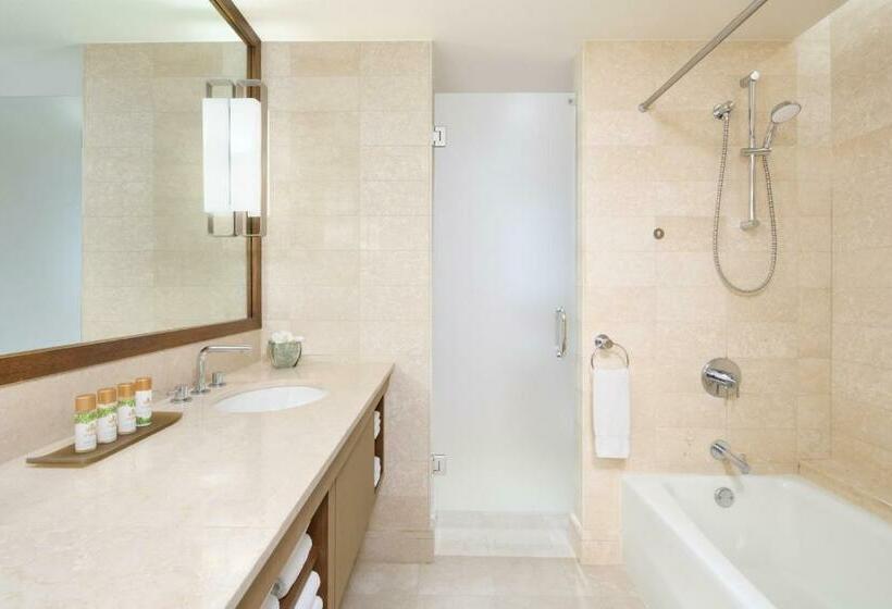 غرفة قياسية مطلّة علي البحر, Prince Waikiki