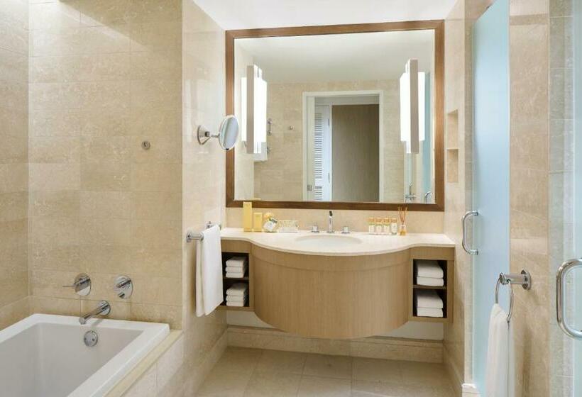 غرفة كلوب مطلة على البحر, Prince Waikiki